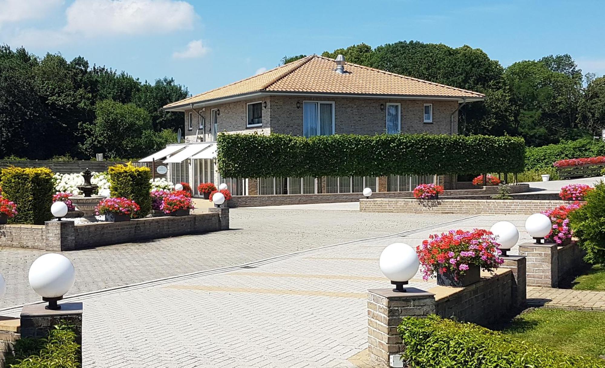 Hotel Garni Am Lindenhof Bunde Bunde  Екстериор снимка
